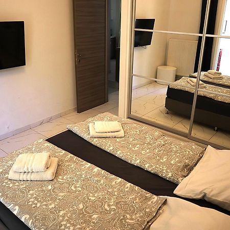 Laura Aristotelous Square Apartment 塞萨洛尼基 外观 照片